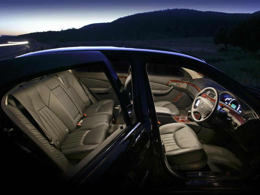  Mercedes-Benz S65 AMG 2004 года  (AU) (фото 5 из 7)